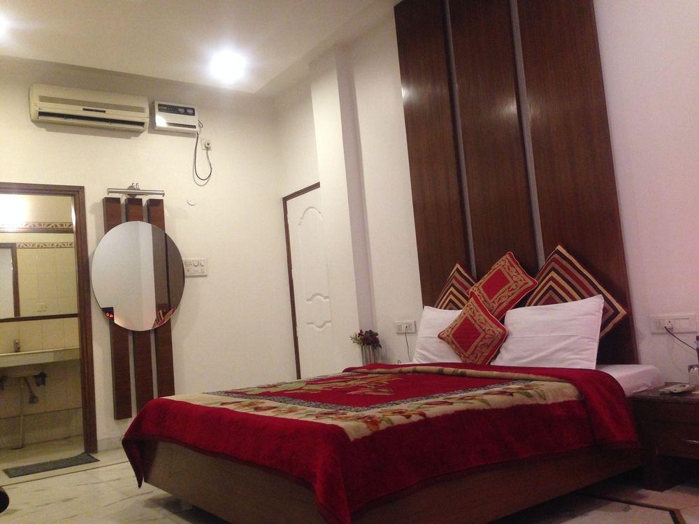 Namaskar Residency Hotel Amritsar Exterior photo