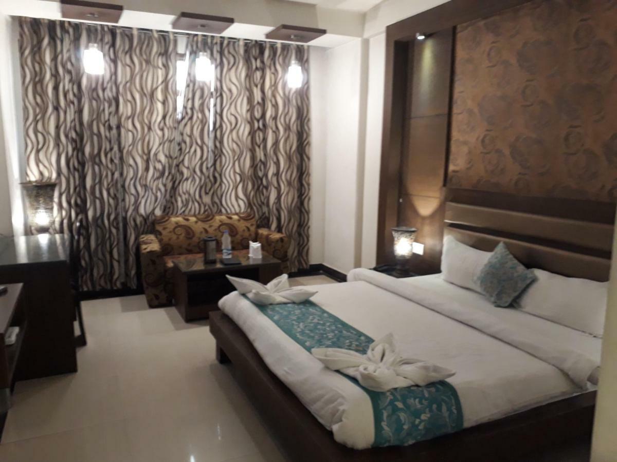 Namaskar Residency Hotel Amritsar Exterior photo